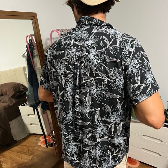 HAWAII button up shirt - Picture 11 of 14